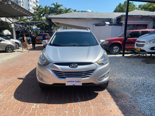 HYUNDAI TUCSON IX35 GL 2012 5 PUESTOS 2.0L MECÁNICA