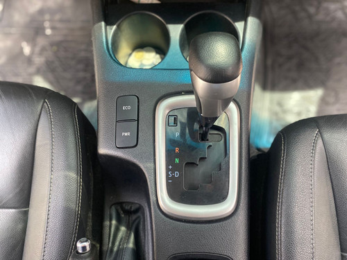 TOYOTA HILUX 2023 5 PUESTOS 2.4L AUTOMÁTICA 4X4
