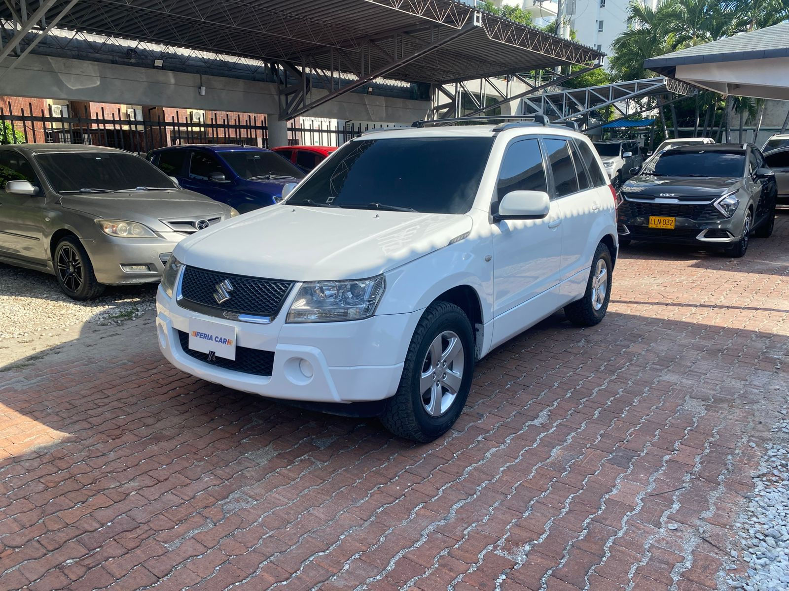 Suzuki Grand Vitara 2010 | 5 Puestos | 2.0L Mecánica