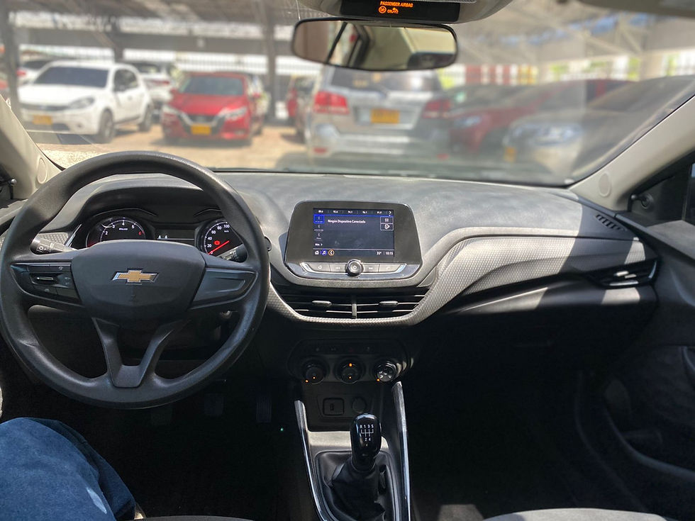 Miniatura: Chevrolet Onix LT 2021 4x2 Mecánica 1.0L