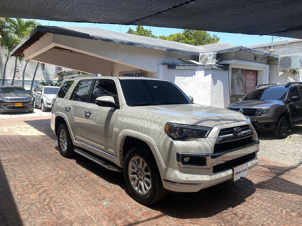 Miniatura: Toyota 4Runner 2021 | 7 Puestos | 4.0L Automática