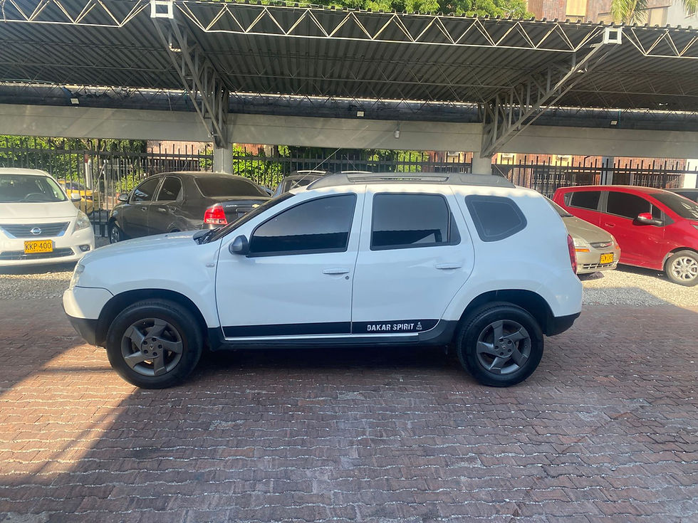Miniatura: Renault Duster 2016 | 5 Puestos | 2.0L Mecánica