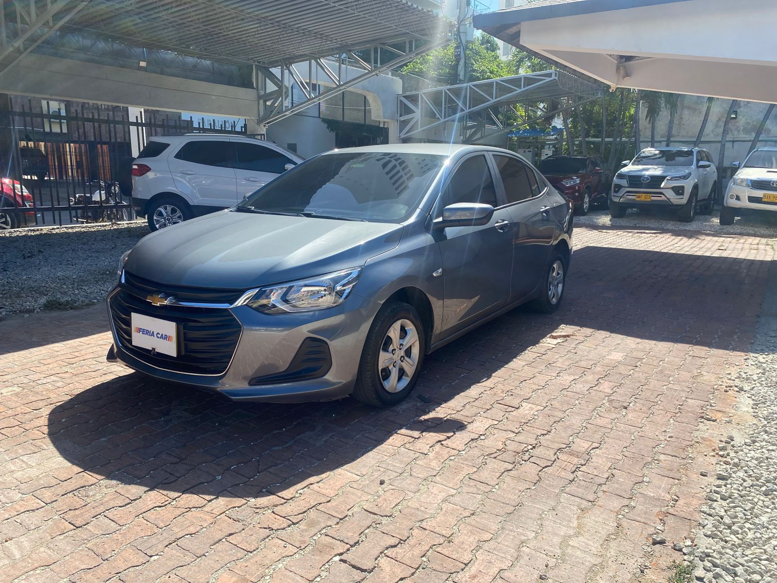 Chevrolet Onix 2022 | 5 Puestos | 1.0L Mecánica