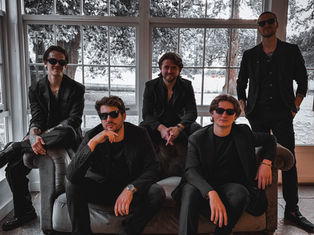 Corporate Entertainment Band for Hire – Live Music for Company Events, Christmas Parties and Corporate Celebrations