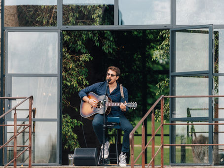 Marcello Music, Live Acoustic Wedding Singer and Musician for Hire