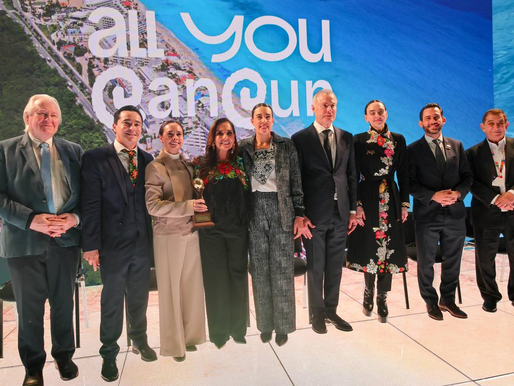 El galardón fue entregado durante la Feria Internacional de Turismo (FITUR) 2026, en Madrid, España, donde Graham Cooke, presidente fundador de los World Travel Awards, otorgó personalmente el trofeo a representantes del Gobierno de Quintana Roo.