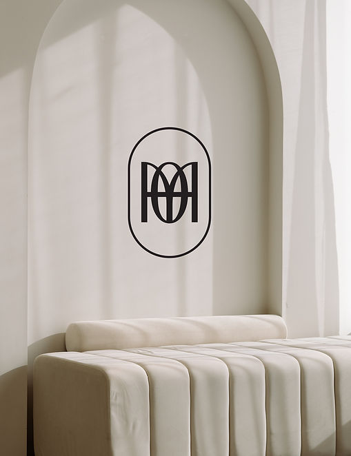 V-Design_Monet-Emblem-Blk-med.jpg