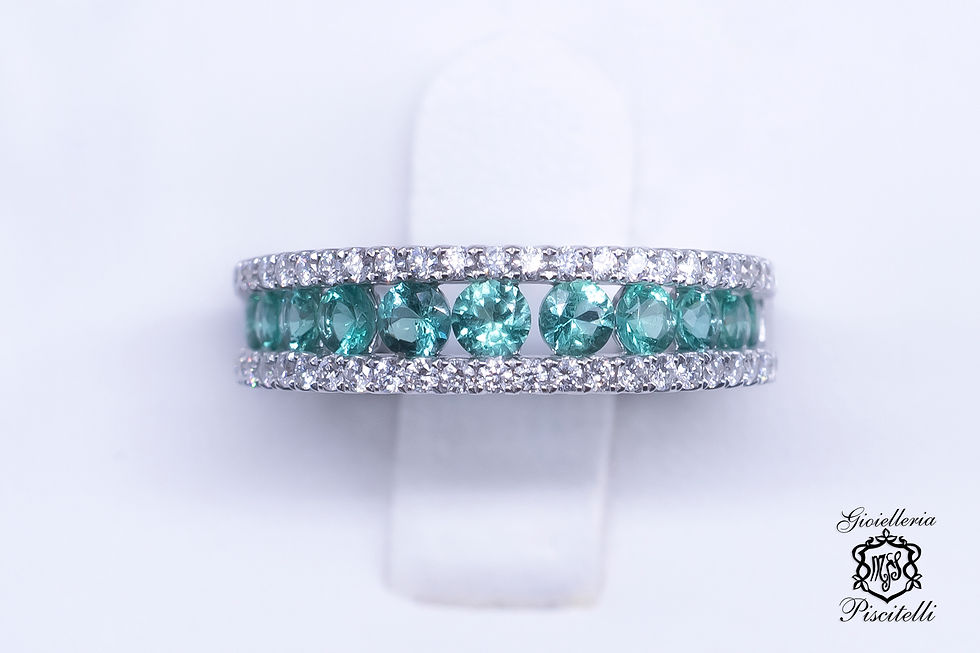 Miniatura: Anello con Smeraldo e Diamanti