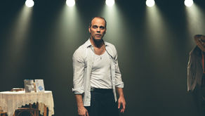 Mostra Ocupa Boal apresenta nova temporada de “Hamlet 16x8”, solo com Rogério Bandeira e direção de Marco Antonio Rodrigues