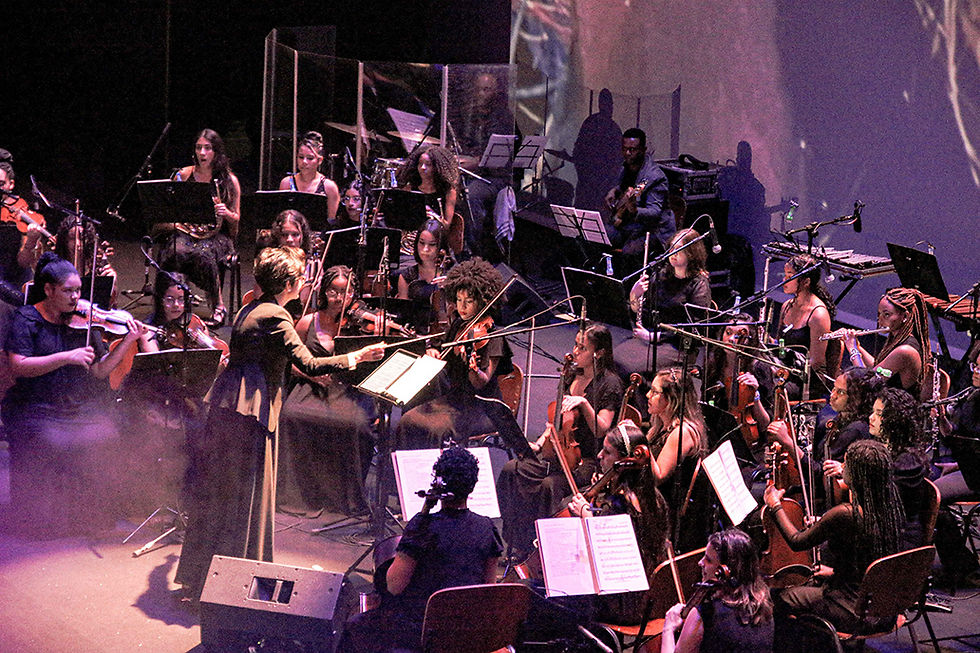 Orquestra Sinfônica Juvenil Chiquinha Gonzaga homenageia Michael Jackson em concerto no Theatro Municipal do Rio