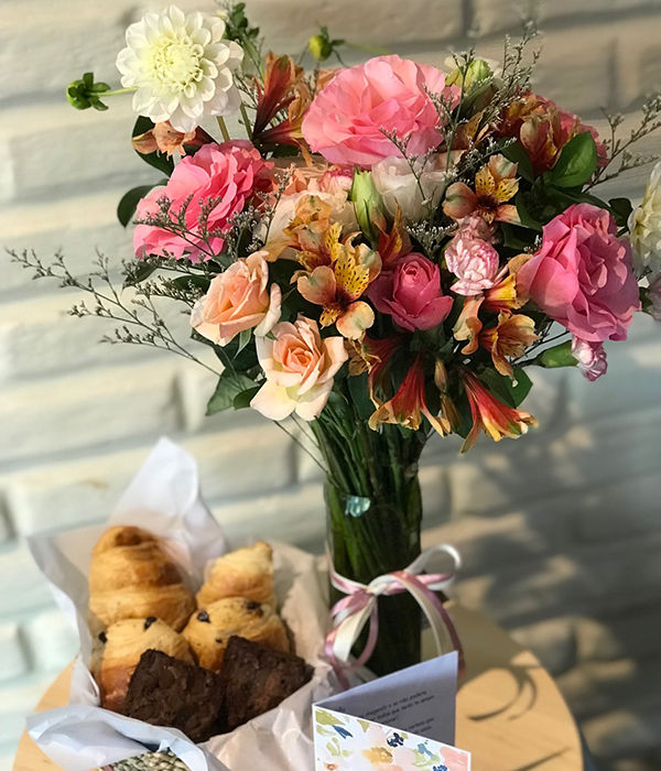 Thumbnail: 'Be My Valentine' Breakfast Bouquet