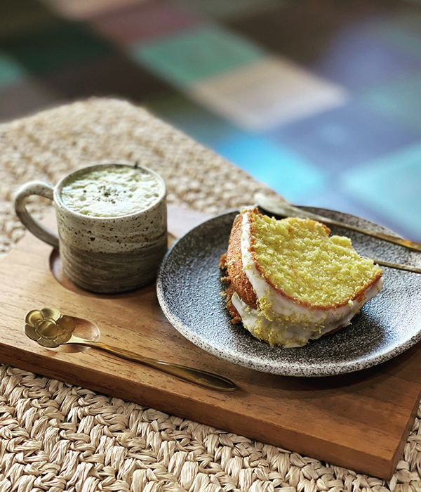 Thumbnail: Lily's Vegan Lemon Cake