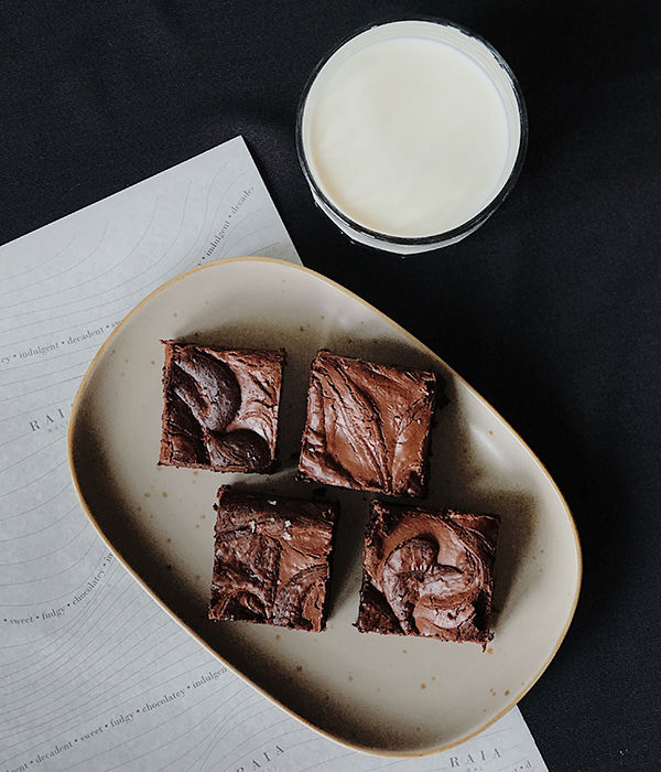 Thumbnail: Fudgy Chocolate Brownies by Raia