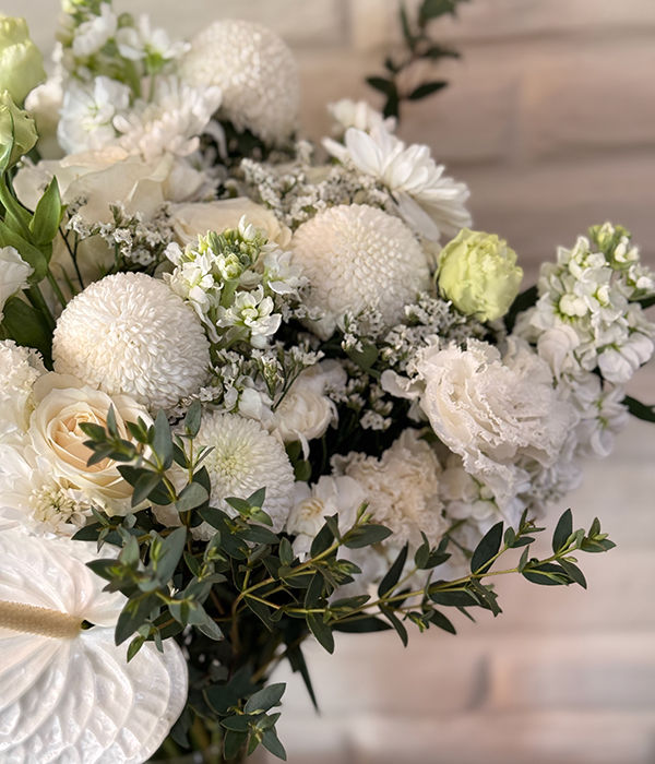 Thumbnail: White Harmony in a Vase