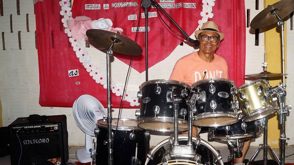 O Presidente da Vila Tocando.