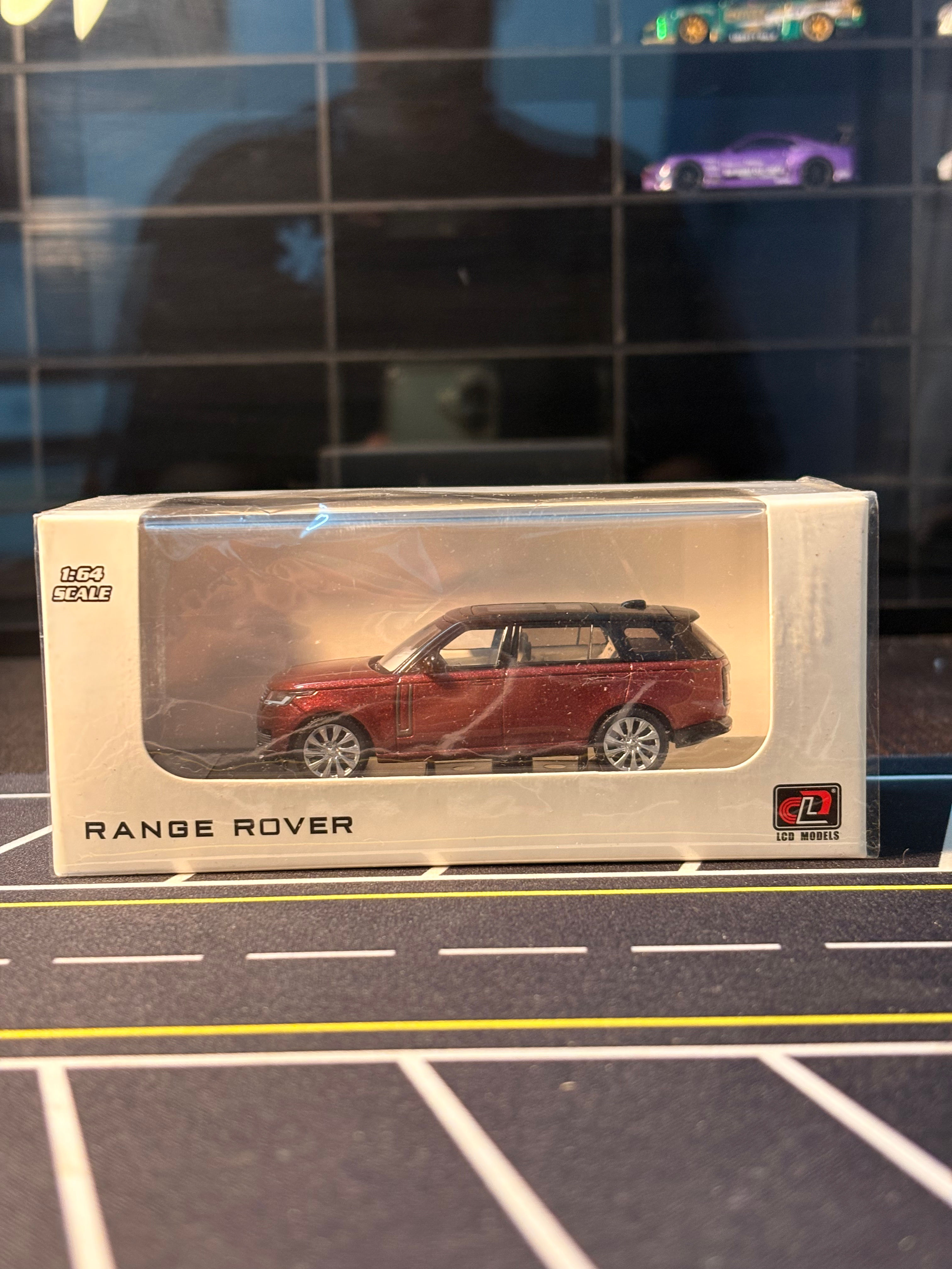 LCD Model Range Rover SV