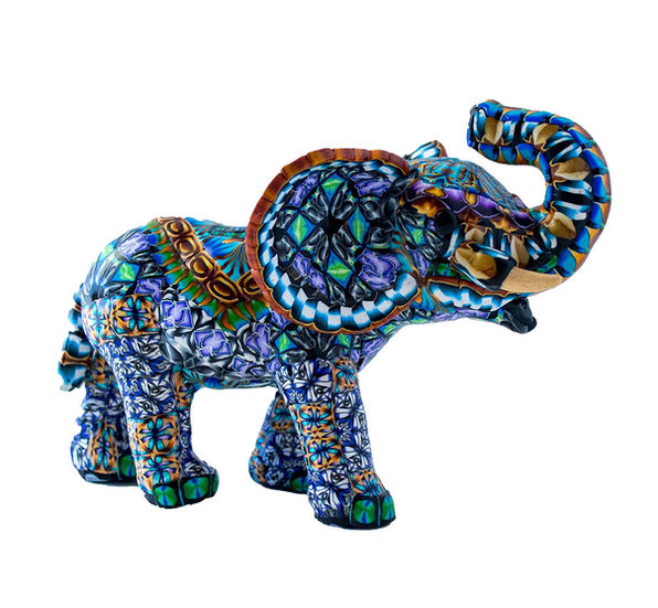 elephant sculpture