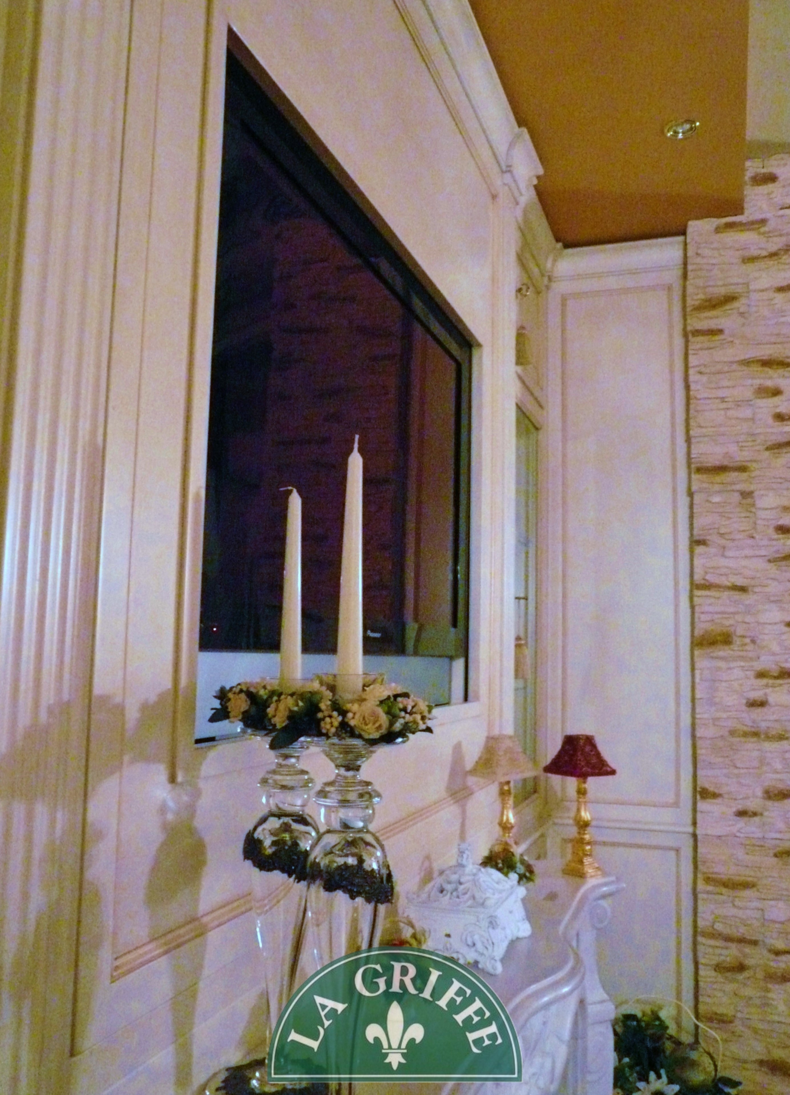 Boiserie artigianale porta tv