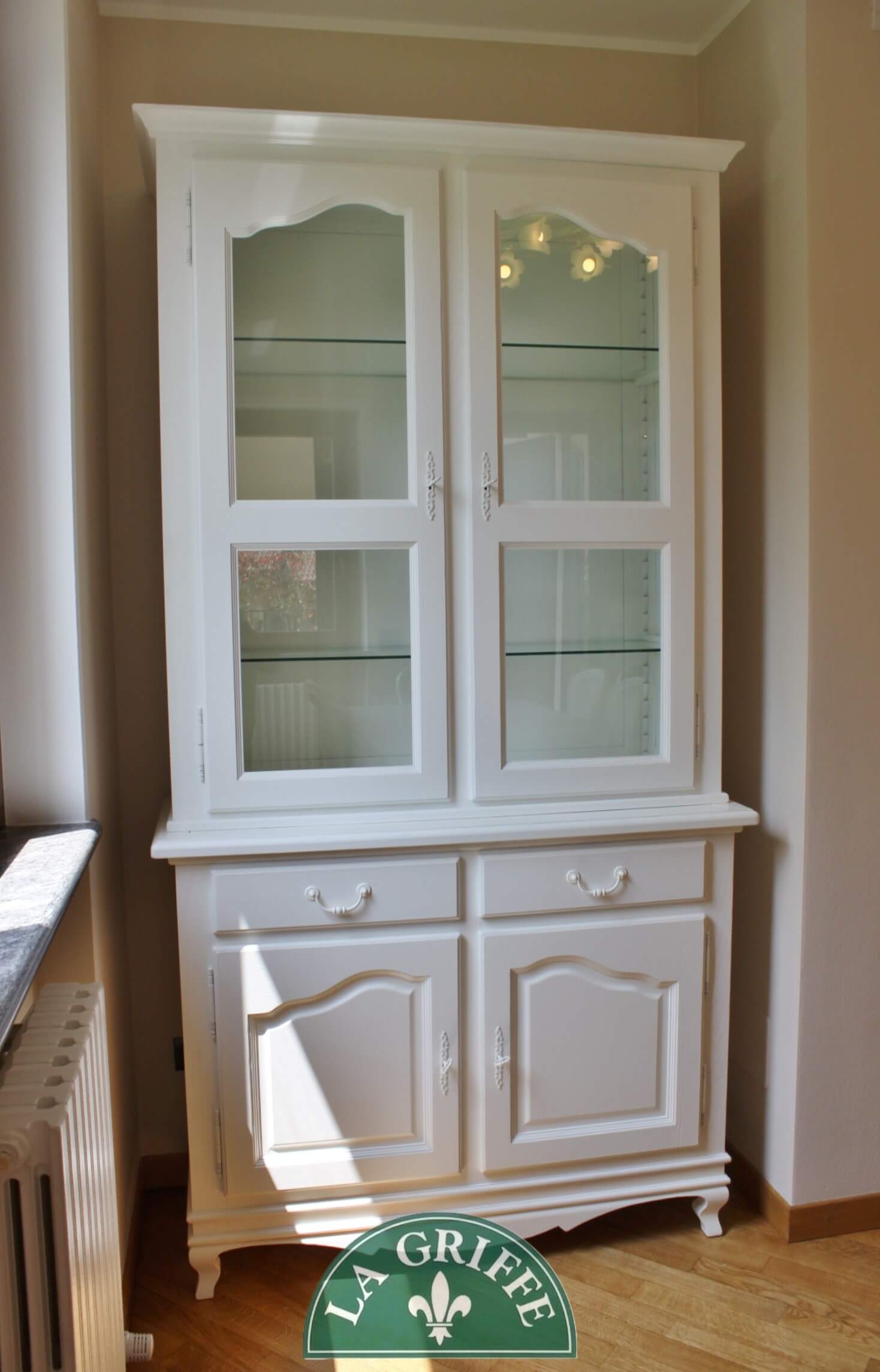 Vetrina con base provenzale