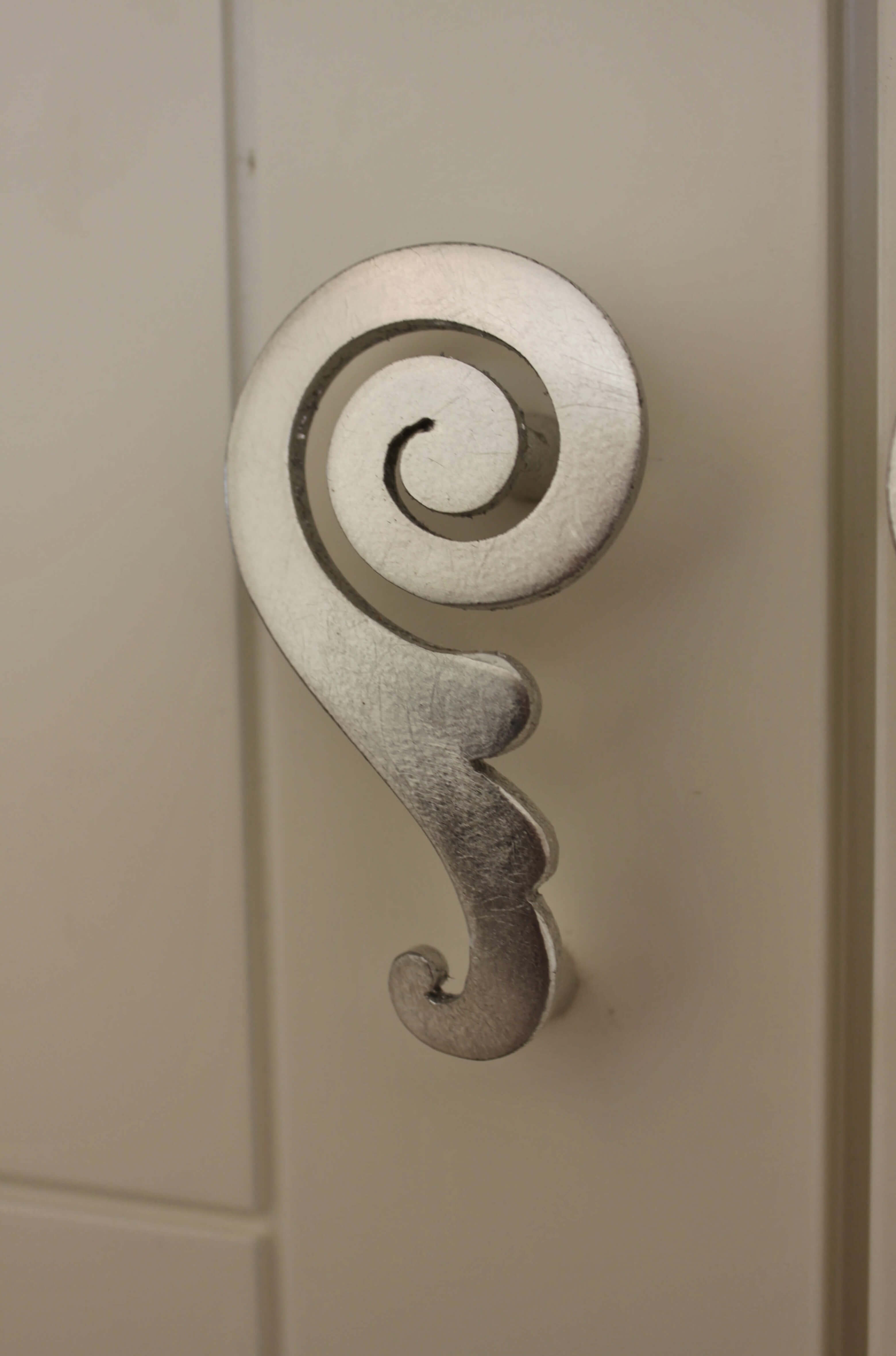 Maniglia classica a Spirale