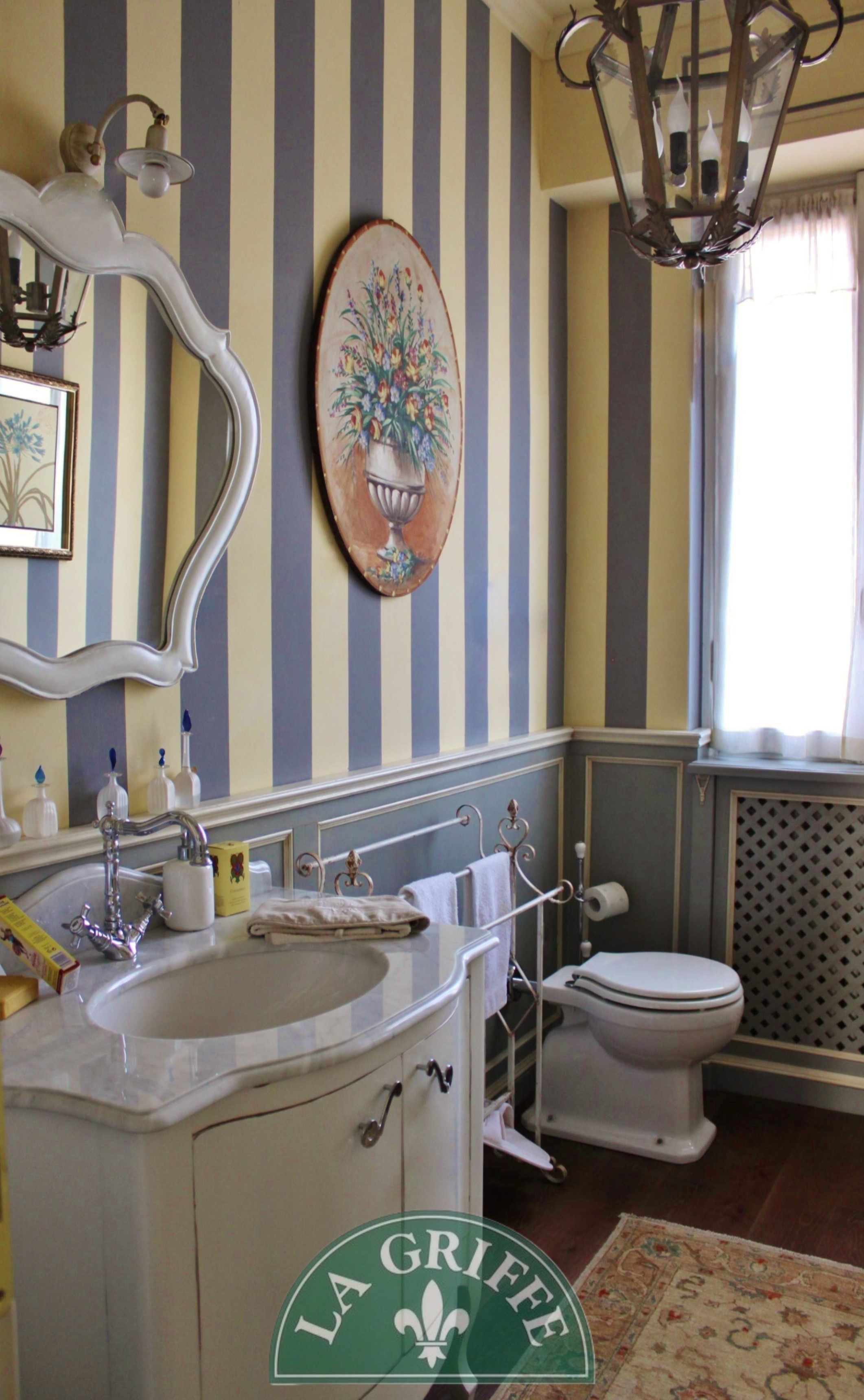 arredo bagno provenzale marmo