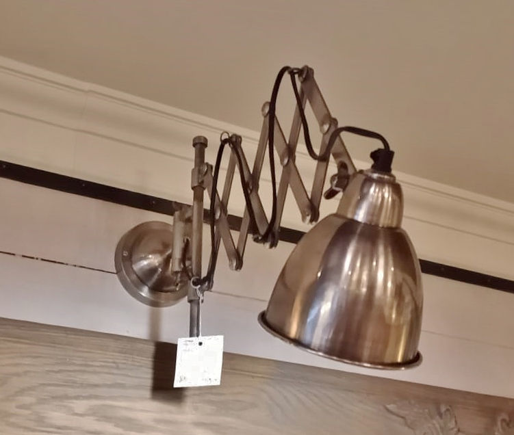 Applique a parete Industrial con braccio estensibile e girevole- 1 luce