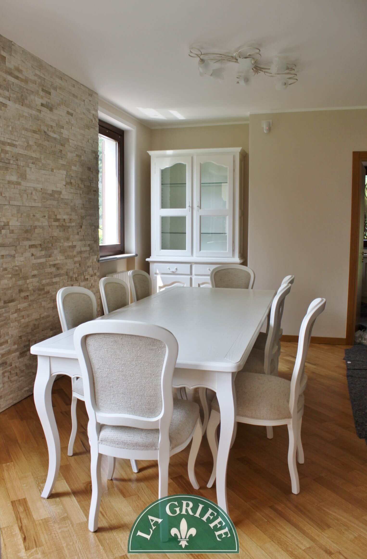 Tavolo e sedie provenzali