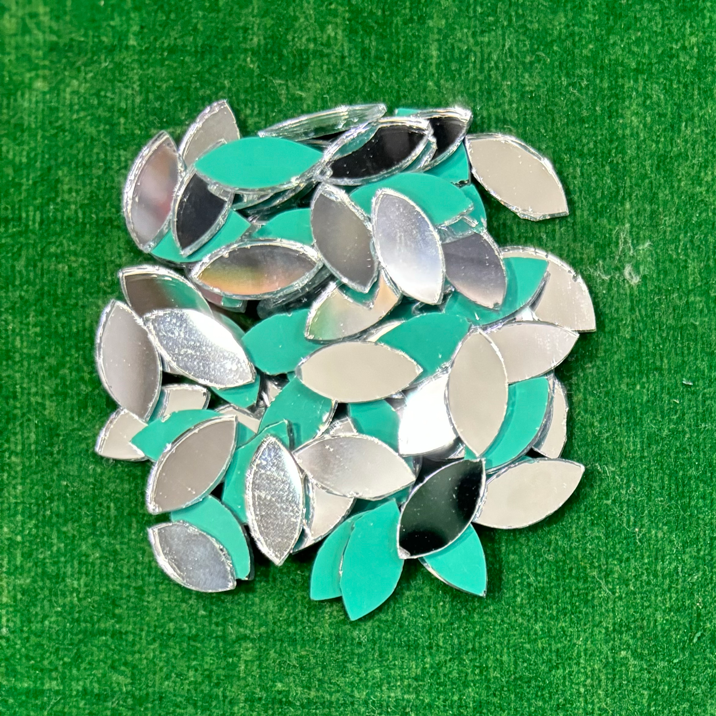 Leaf Shape Mirror 50 Gram - 14 MM