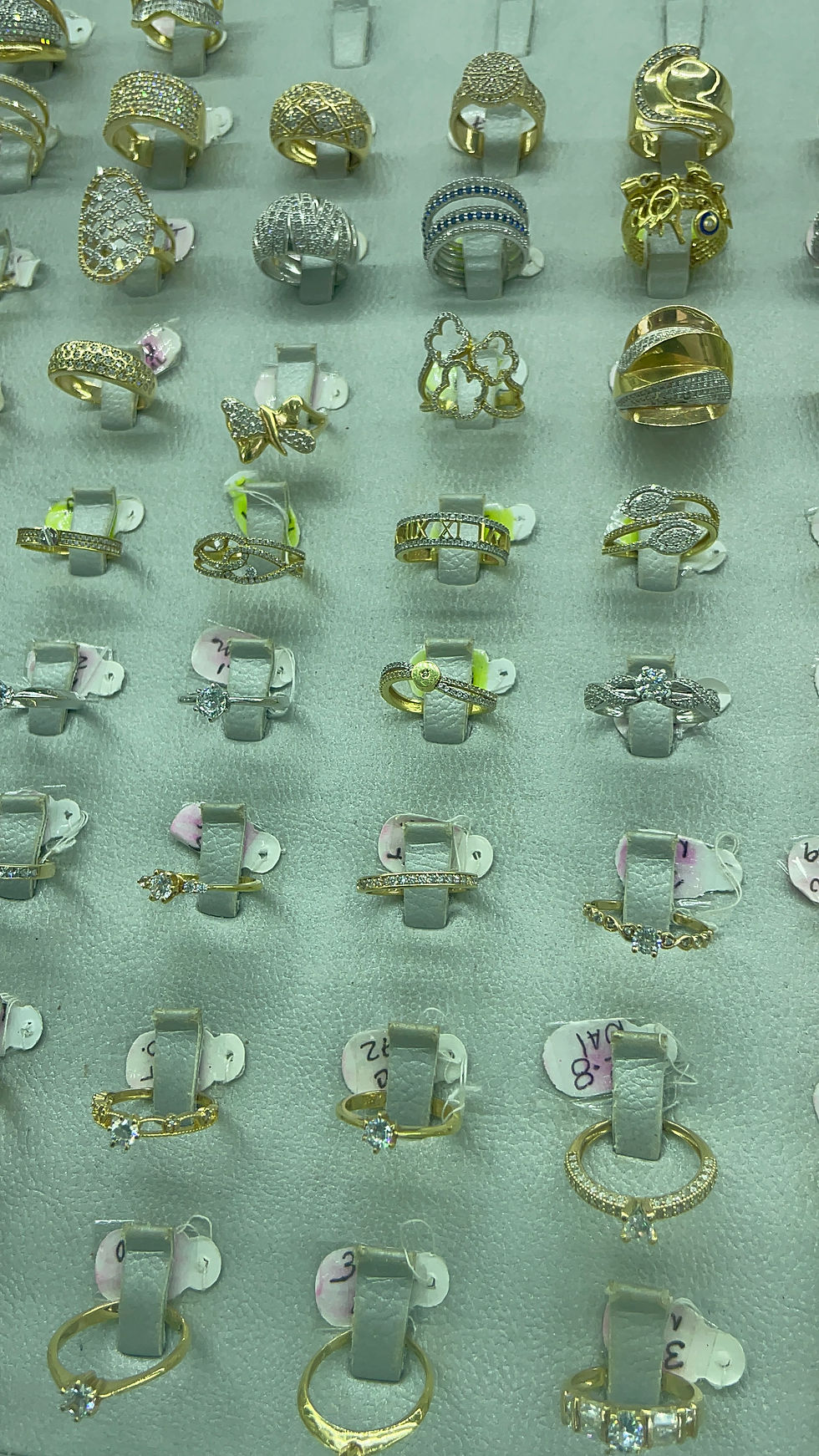 Miniatura: Anillos de Mujer