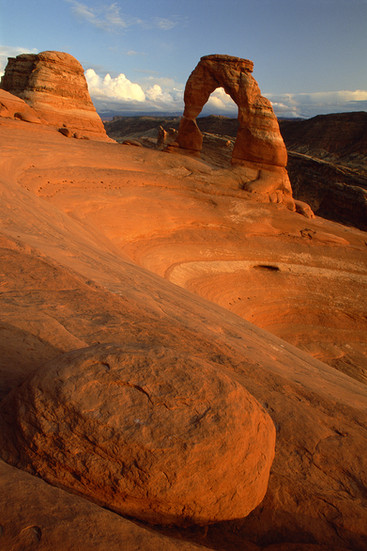Delicate Arch at sunset in Arches National Park.