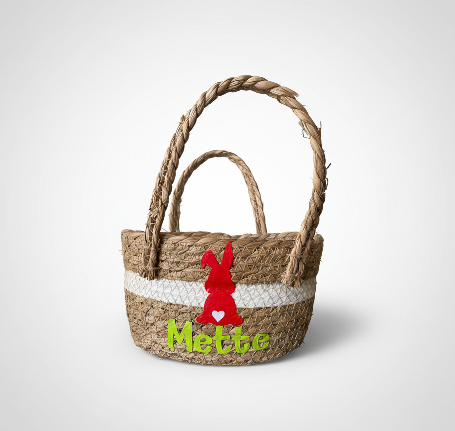 Rieten paasmandje met paashaasje en naam