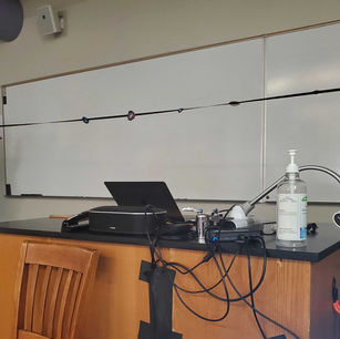 Physics Slam Provides Outside Students and Staff With a Window into the Physics Department