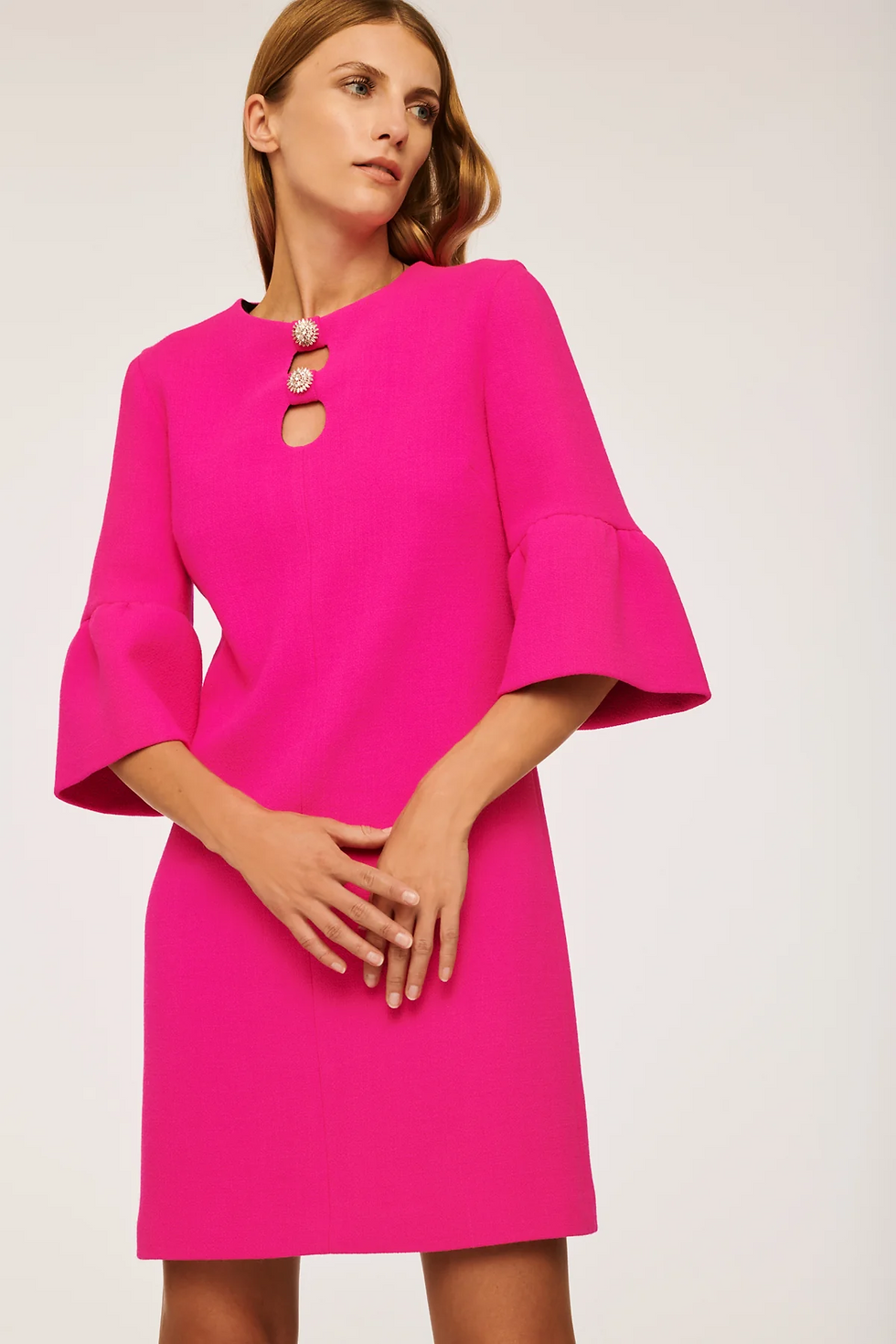 שמלה קצרה עם כפתורים