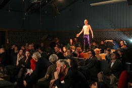 Thalia Theater Hamburg nachtasyl (2).JPG