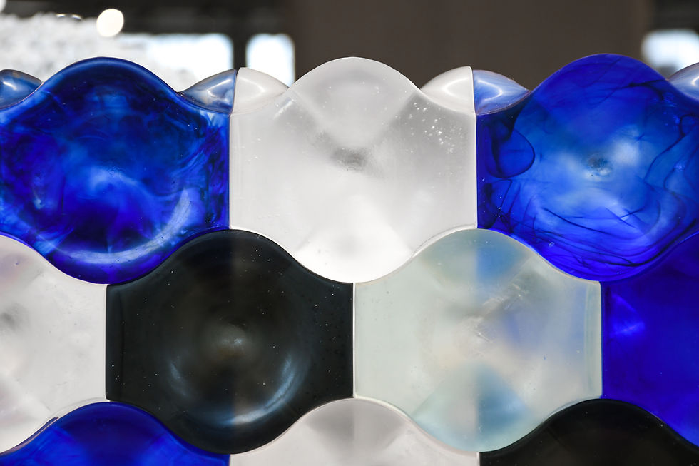 RE3_glass