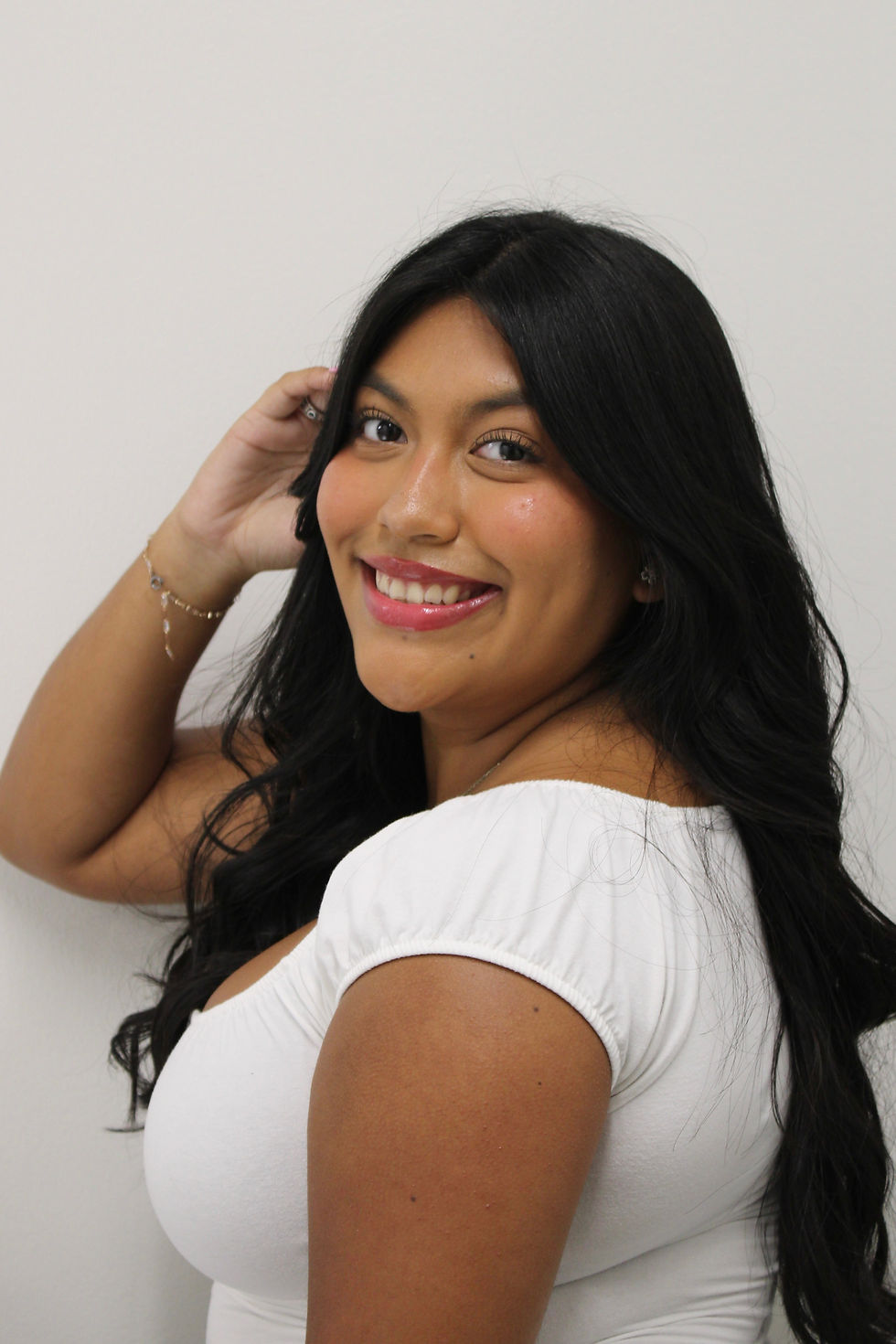 15 Michelle Alvarado Miss Moorpark Teen Volunteer
