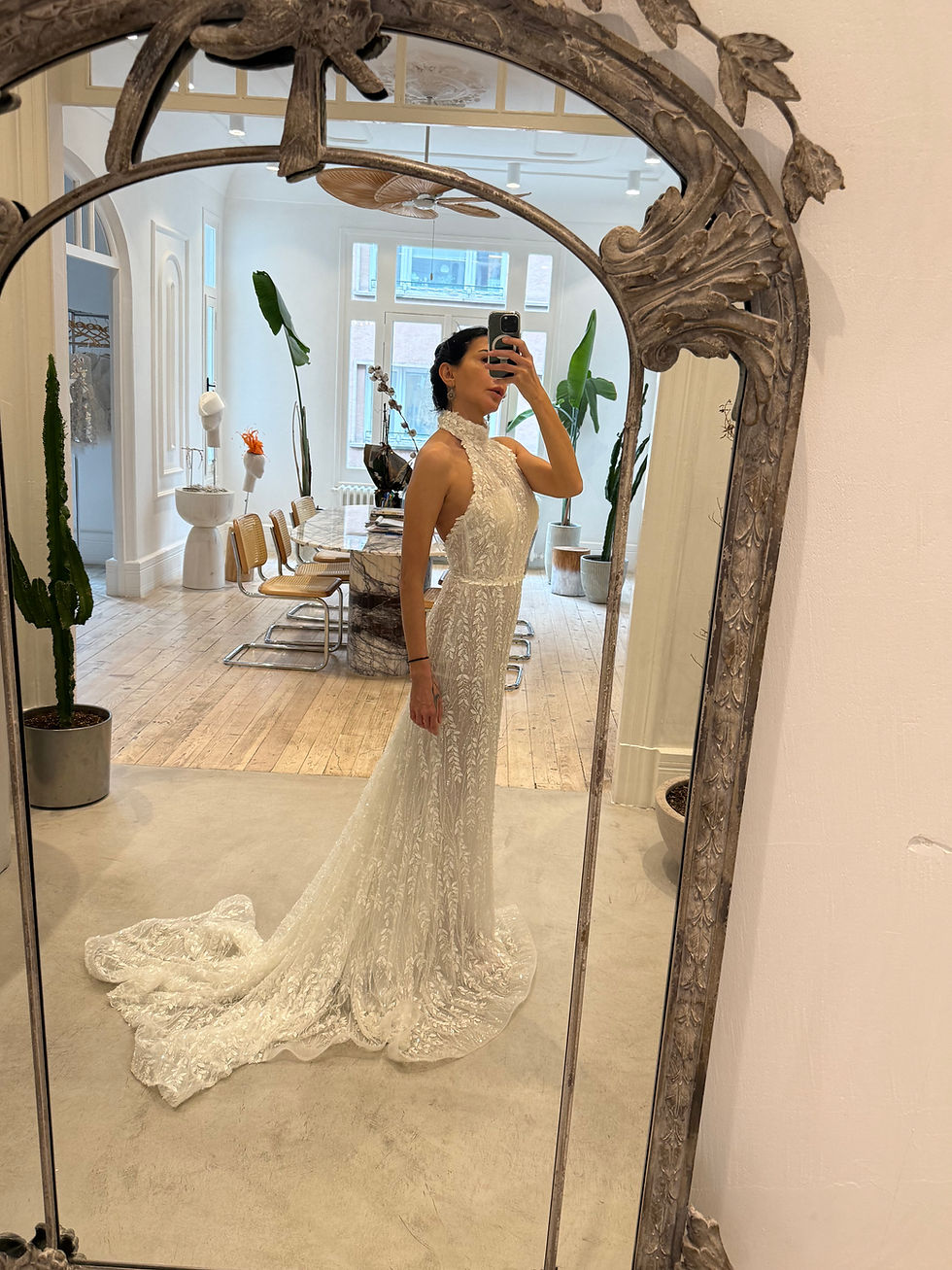 Thumbnail: Violet  Leaf Lace Halter-neck Mermaid Wedding Gown 