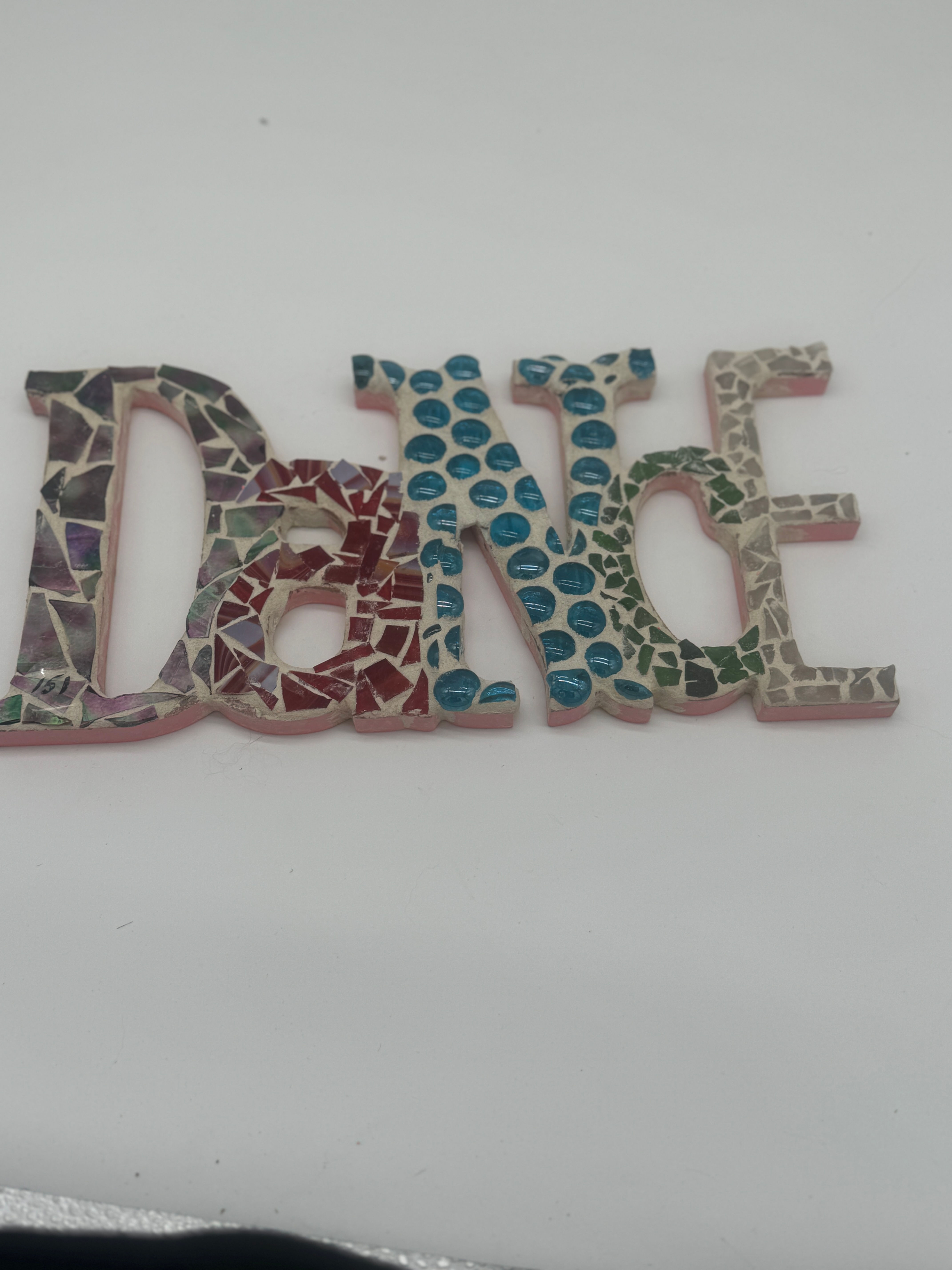 Mosaic sign "Dance"