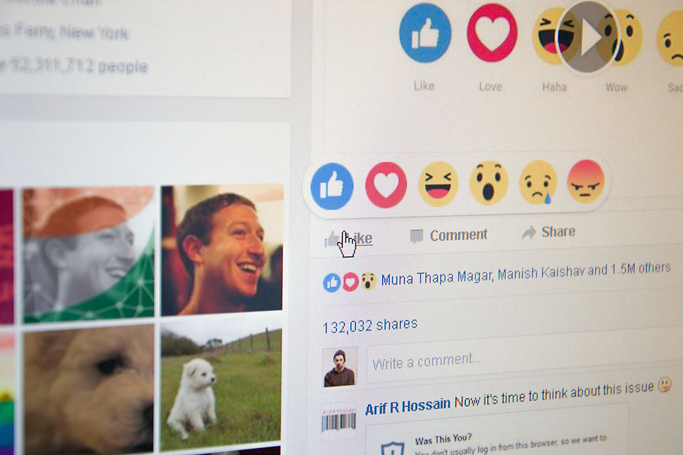 Mark Zuckerberg Facebook page showing Likes and Comments.