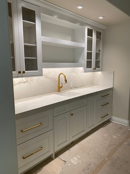 Chalon Pantry
