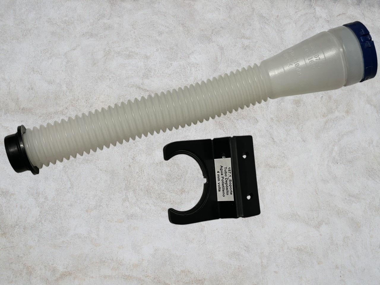 157.1_Extension+Soporte. Tubo Depósito de Agua Polietileno