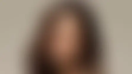 Diana - A Princesa do Povo: Sara Sarres constrói sua própria Diana entre a memória coletiva e a presença do palco