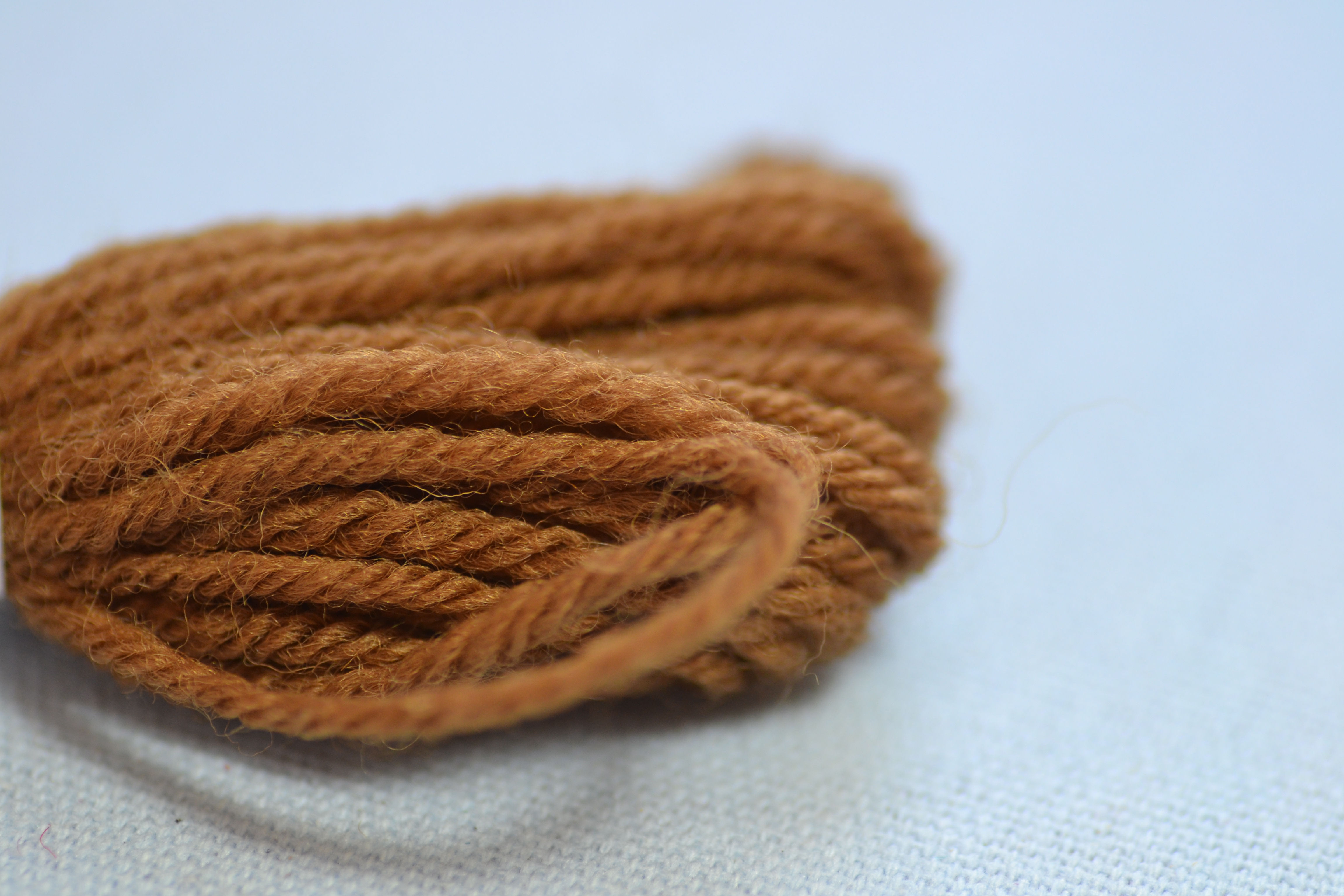 913 Fawn Appletons Wool