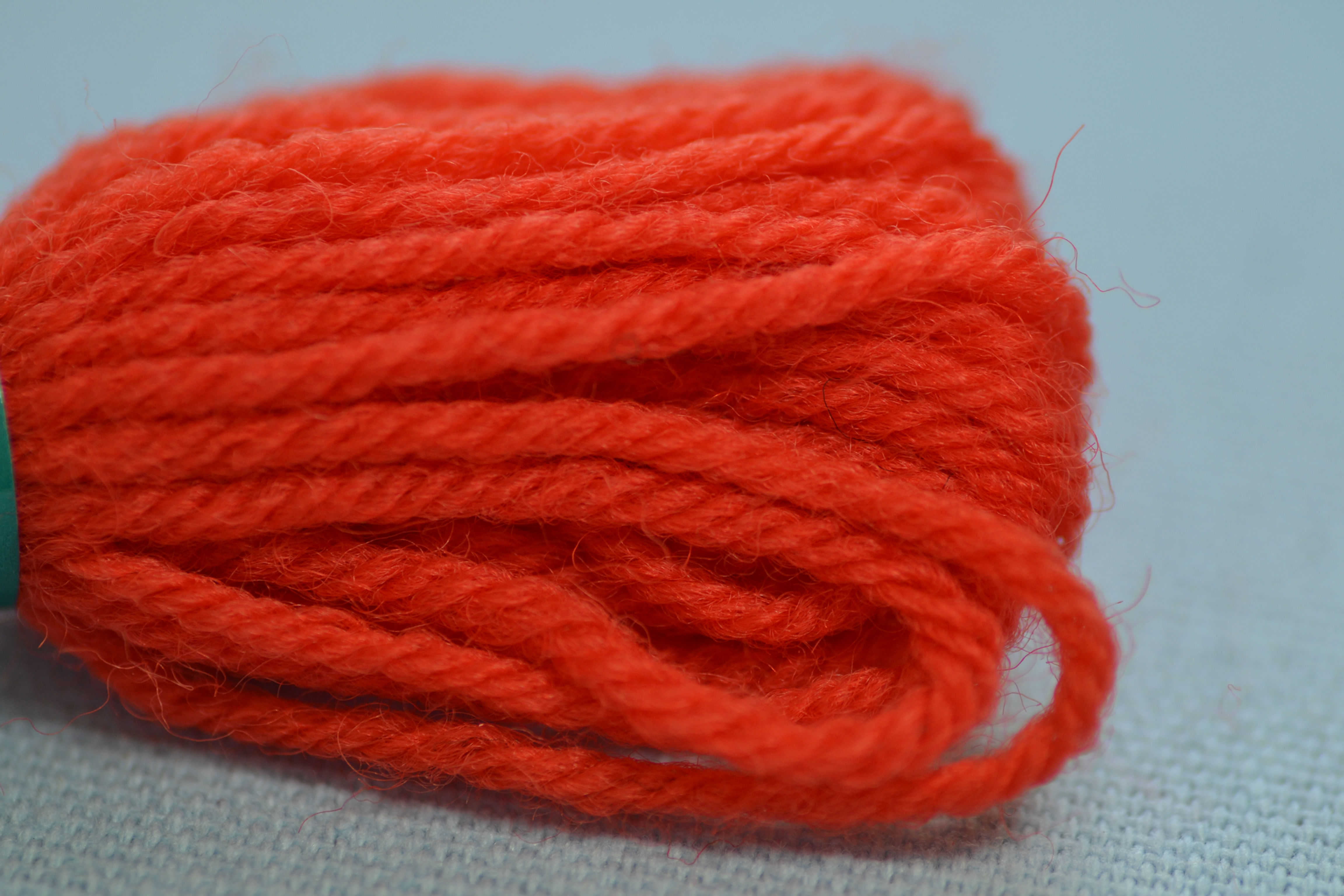 444 Orange Red Appletons Wool