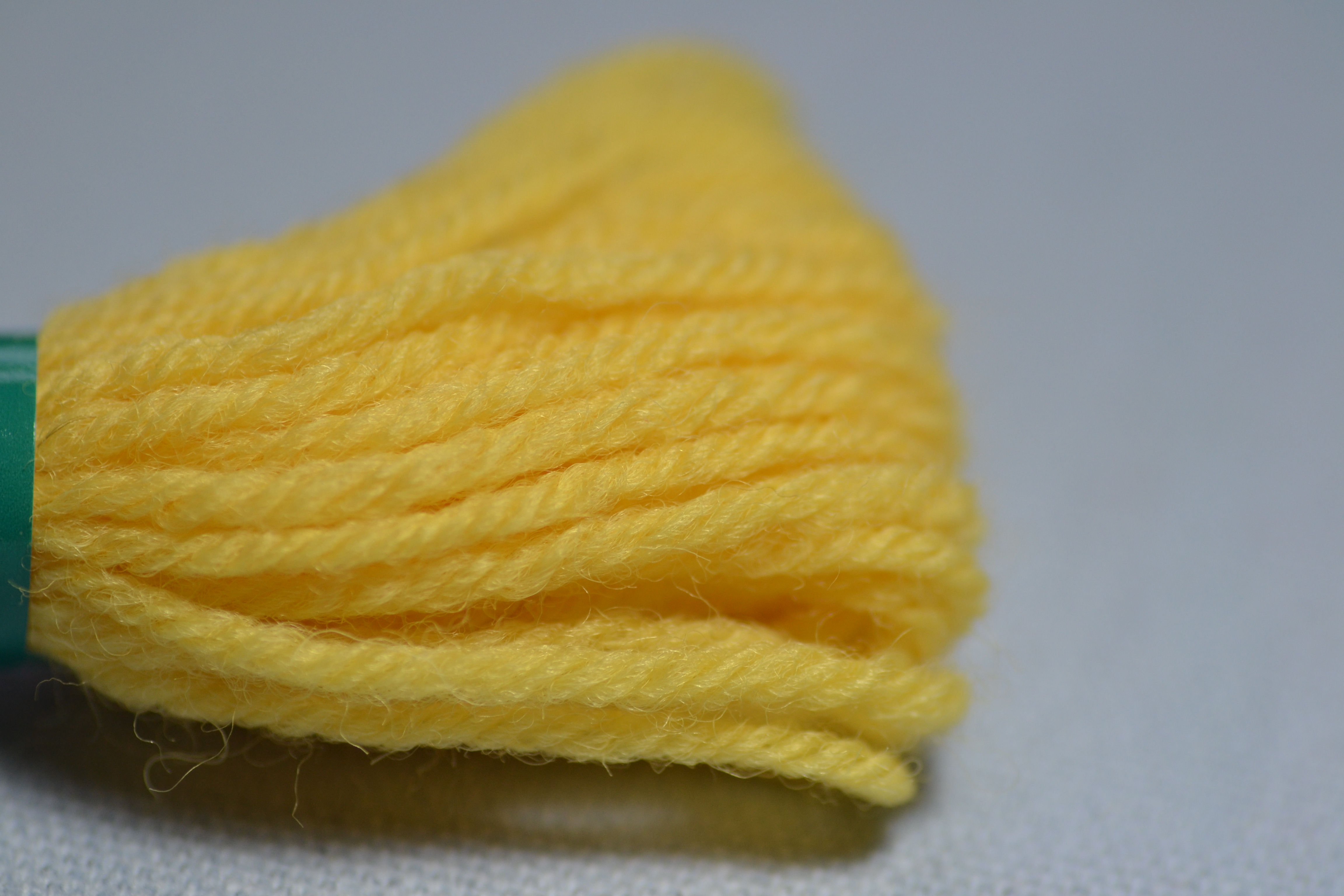 996 Lemon (Odd Shades) Appletons Wool