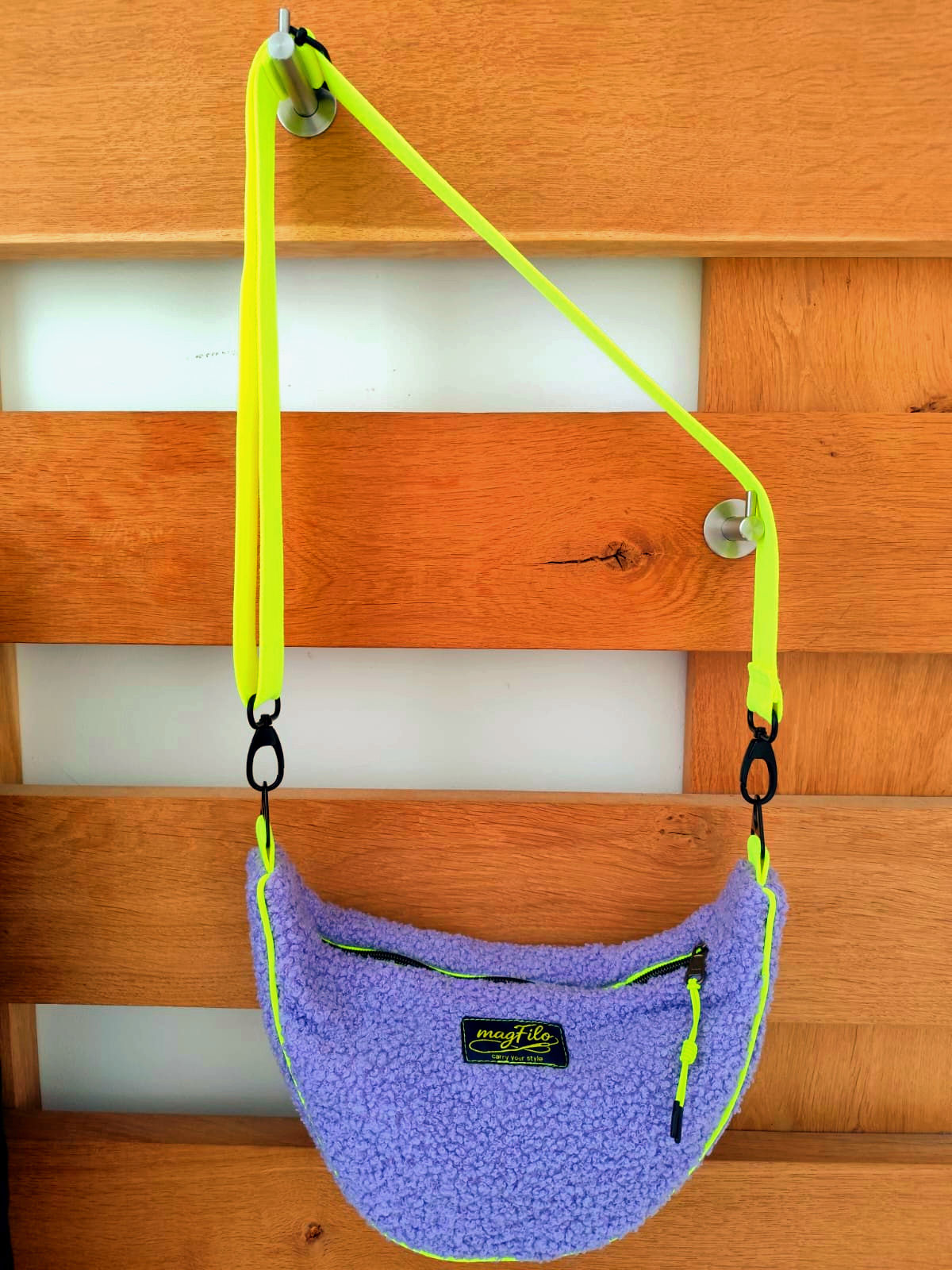 Moonbag lila/ neon