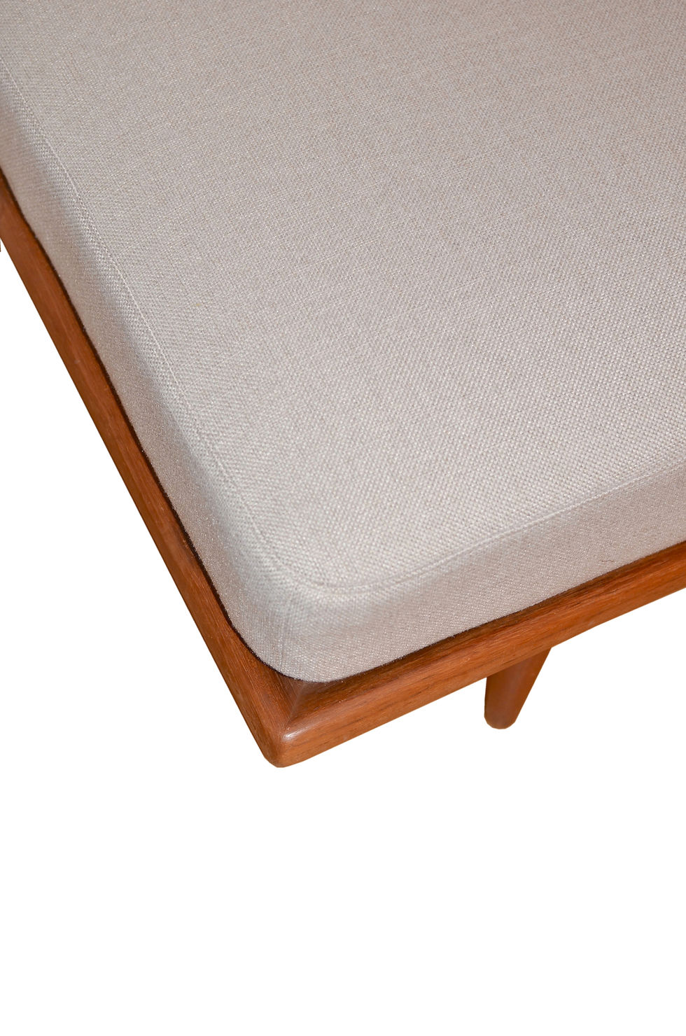 Thumbnail: Peter Hvidt & Orla Mølgaard-Nielsen Teak Minerva Daybed
