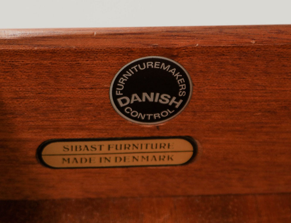 Thumbnail: Arne Vodder Rio Palisander Desk