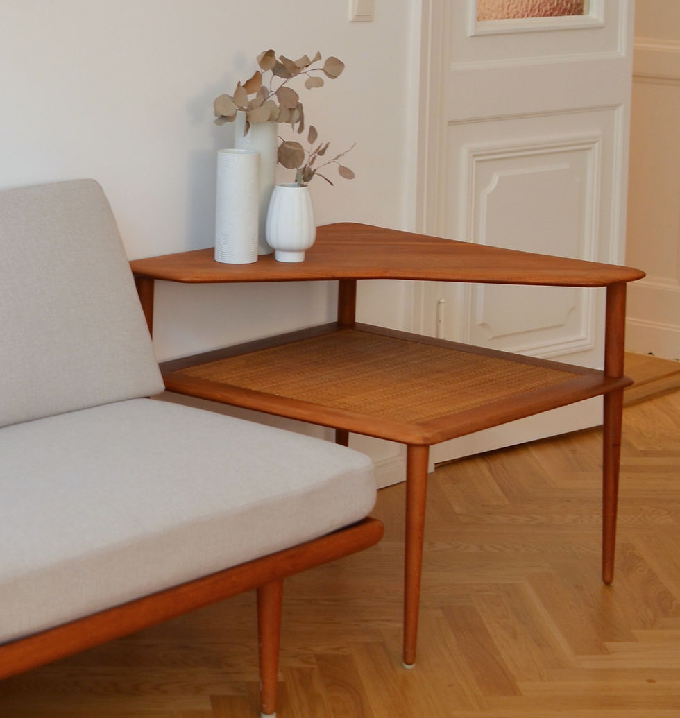 Thumbnail: Peter Hvidt & Orla Mølgaard-Nielsen Teak Minerva Daybed