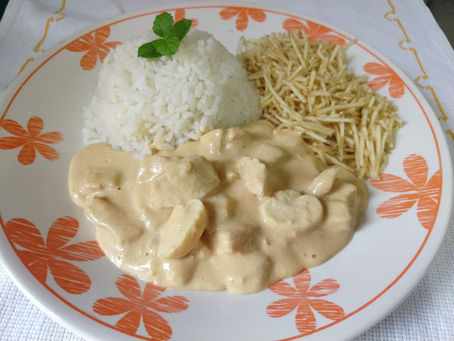 STROGONOFF DE FRANGO